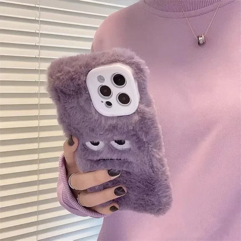Schattige monster pluche fluff - Apple Iphone 15 Pro Max recensie en prijs