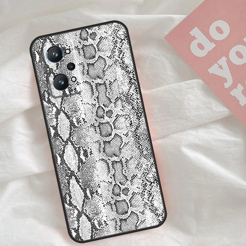 Hoesje met slangenhuidmotief v - Realme C67 recensie en prijs